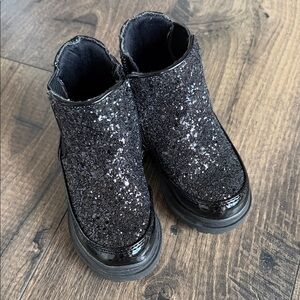 Mix No. 6 Girls Black Glitter Ankle Combat Boots size -6